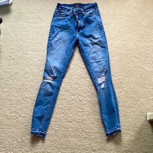 Simone High Rise Ankle Jeans